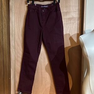 Gloria Vanderbilt Deep Burgundy Jeans amanda